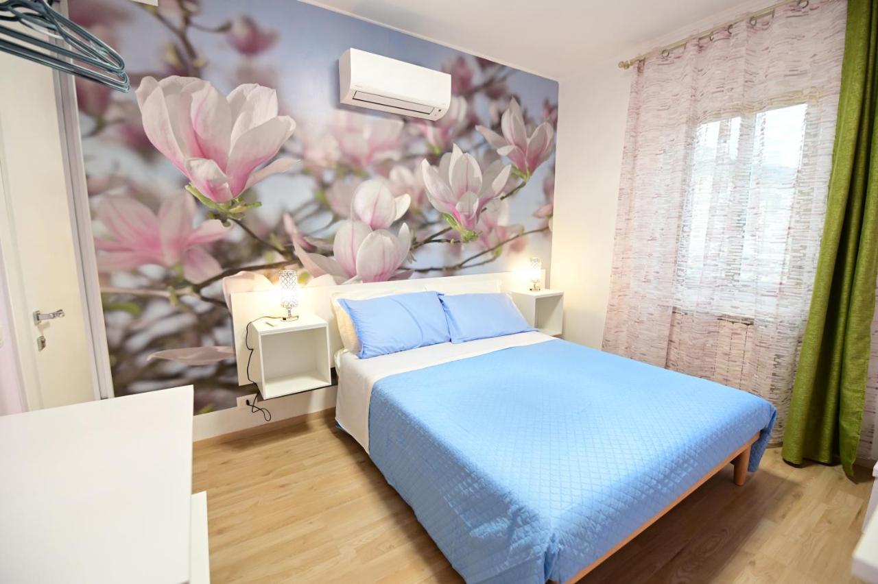 La Casa Di Odessa Bed & Breakfast Arcevia Ngoại thất bức ảnh